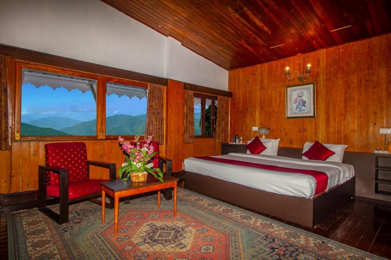 דרג'ילינג Central Gleneagles Heritage Resort Former Bungalow Of Ex-Tata Chairman Russi Mody The Mall Road Darjeeling מראה חיצוני תמונה